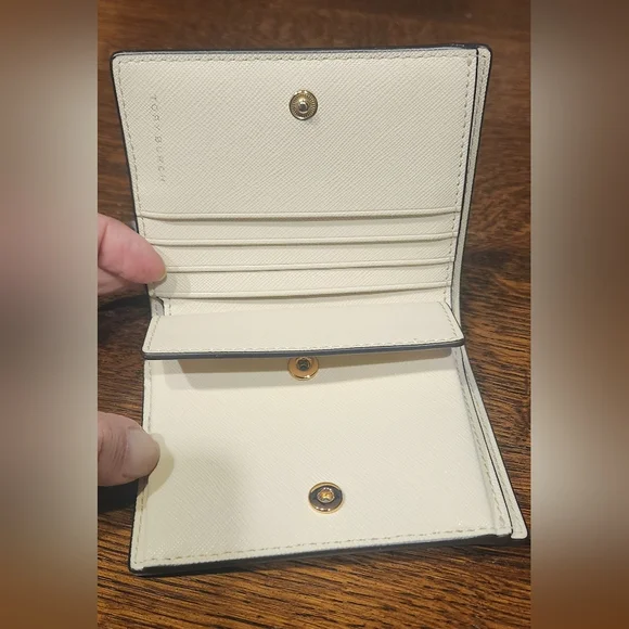 Tory Burch Wallet With Floral Design - Picture 2 of 10